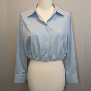 Alice + Olivia Sky Blue Cropped Button Down Shirt